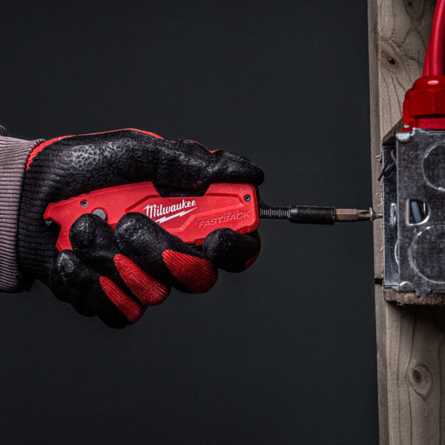 Milwaukee 6in1 Fastback Flip Utility Knife Protrade Milwaukee 6in1 Fastback Flip Utility Knife Protrade