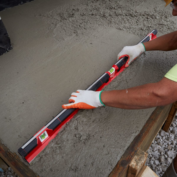 Screeding sales spirit level