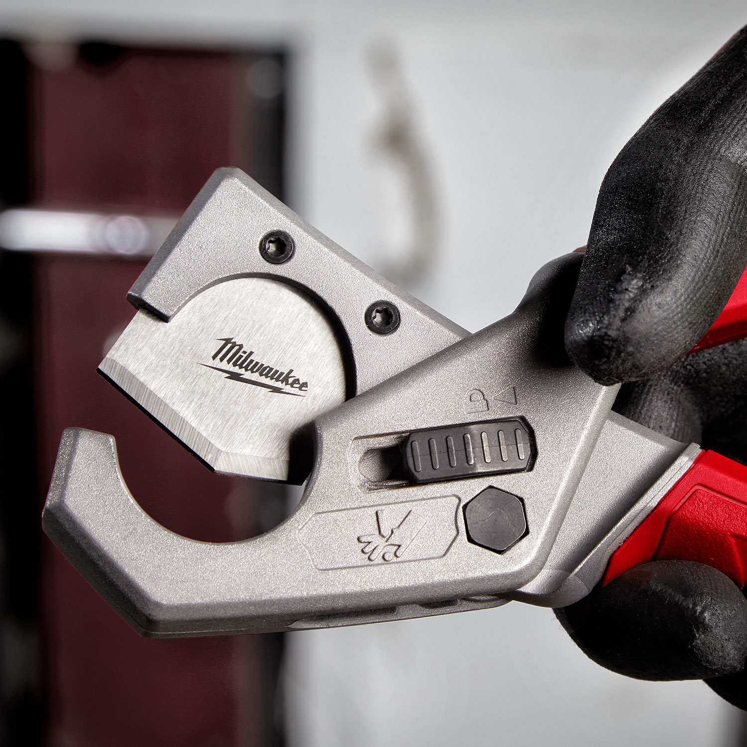 Milwaukee 25mm PEX Pipe Cutter Protrade