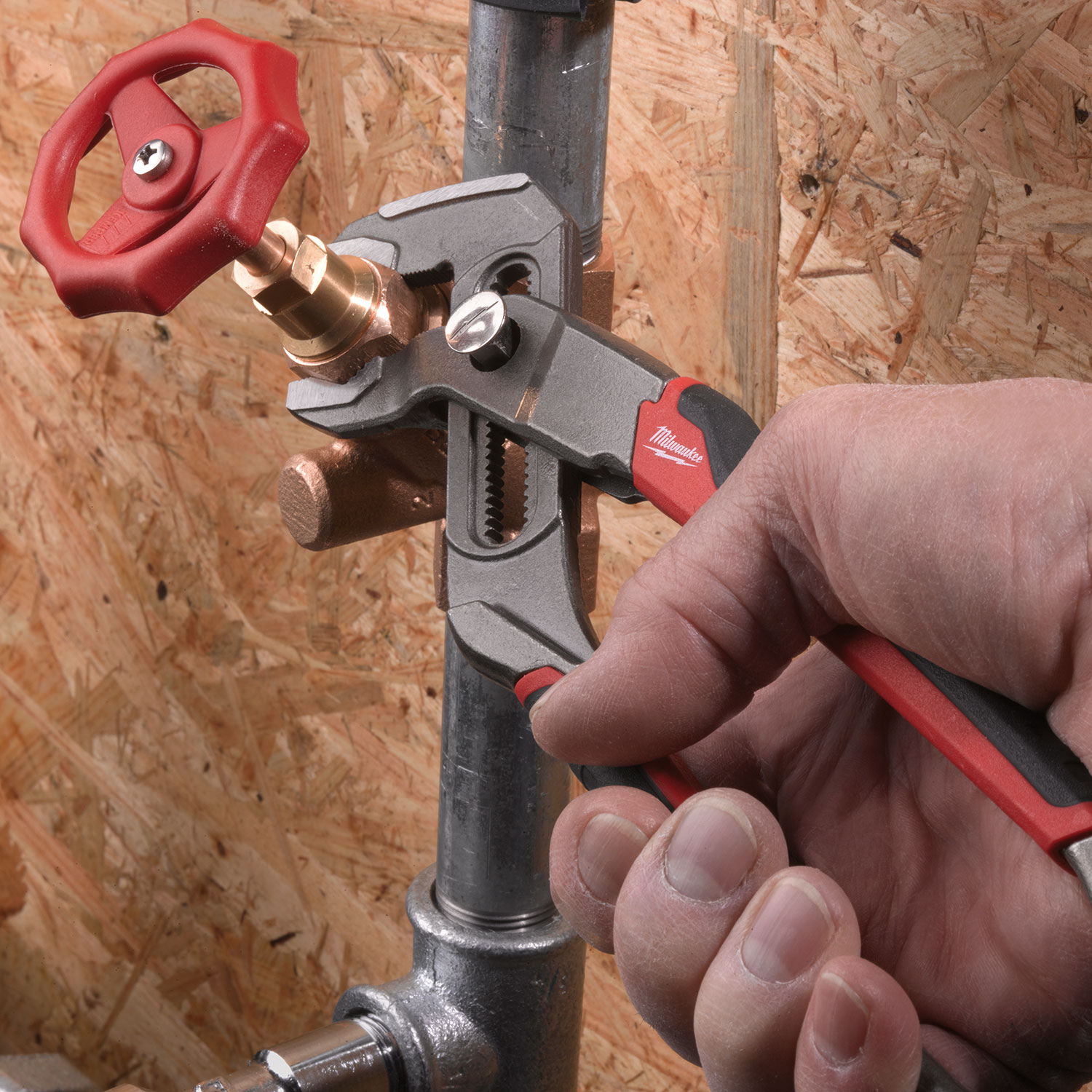 18211-milwaukee-pliers-2.jpg