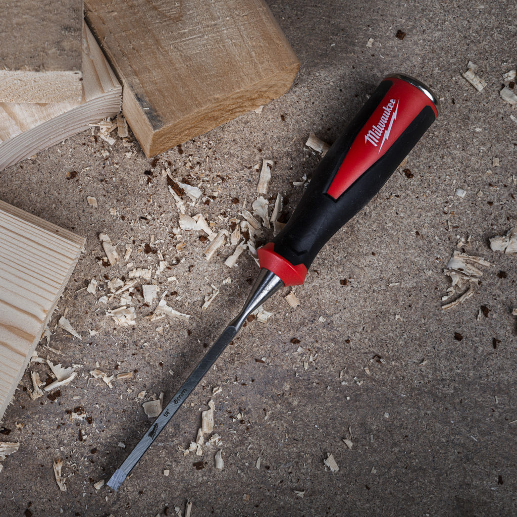 Milwaukee 1/4" Beveled Edge Wood Chisel Protrade