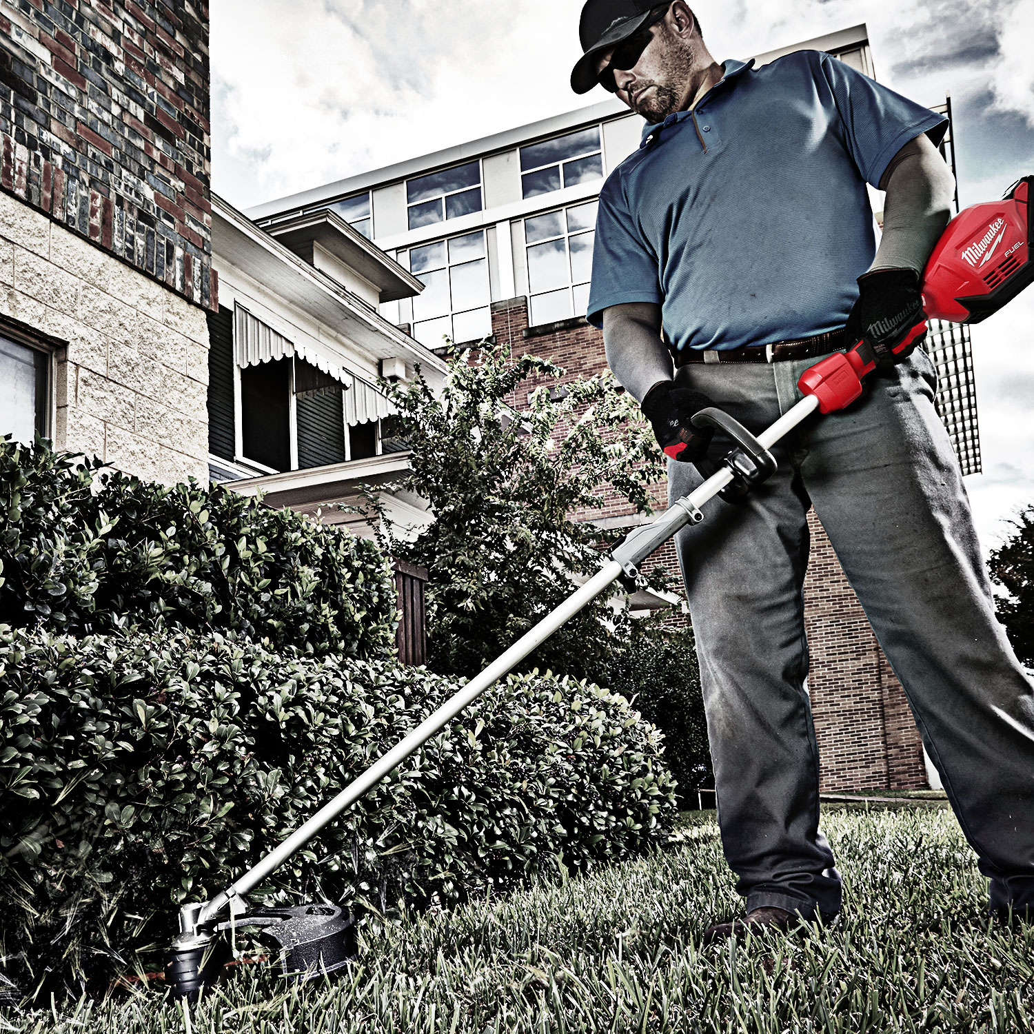 34058-milwaukee-m18foph-2.jpg