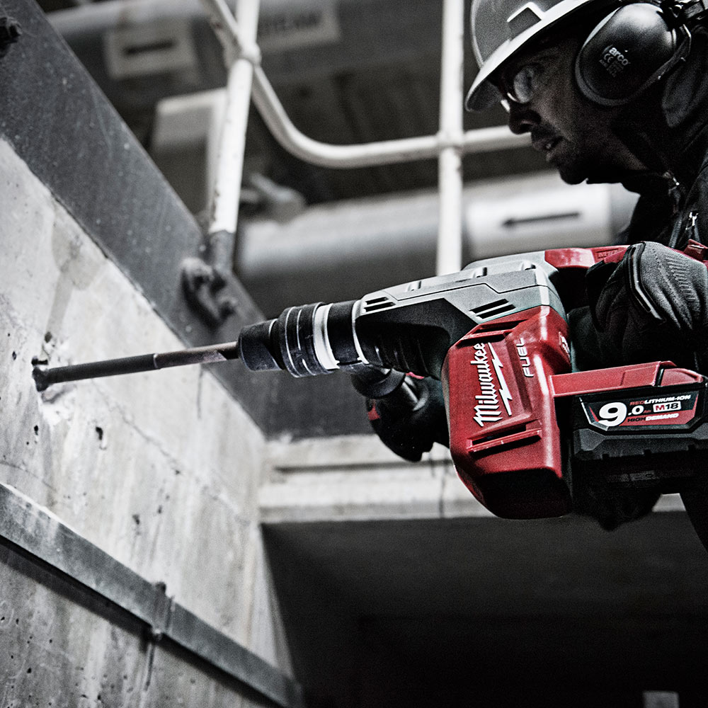 34267-milwaukee4-m18chm.jpg