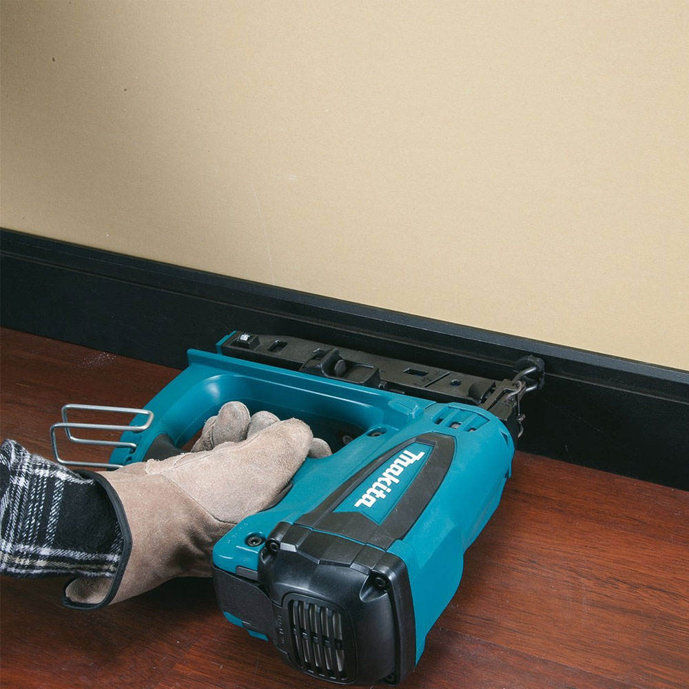 34283-makita2-gf600se.jpg