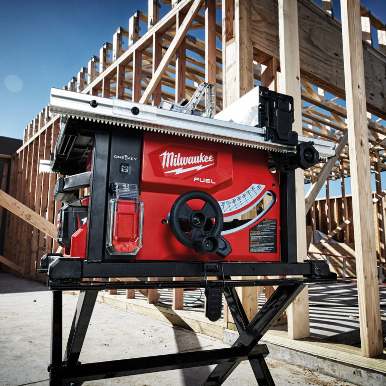 Milwaukee M18FTS 18V ONEKEY 210mm Table Saw c/w 1 x 12.0Ah Protrade