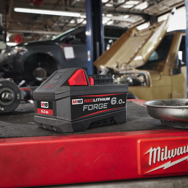 Milwaukee M18FB6 18V 6.0Ah Forge Redlithium Battery Protrade