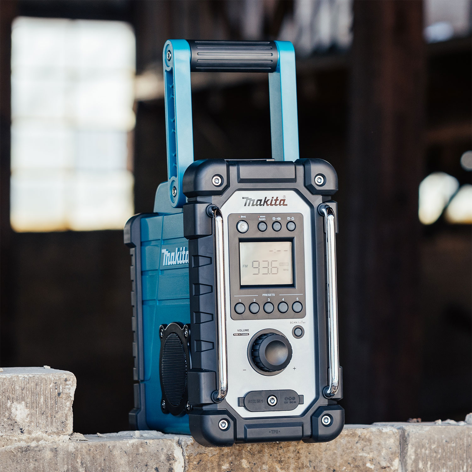 34930-makita-dmr107-2.jpg