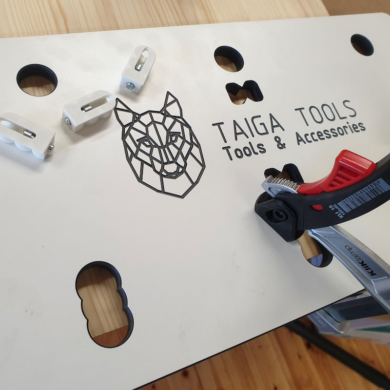 48047-taiga-tools-cabineo2.jpg