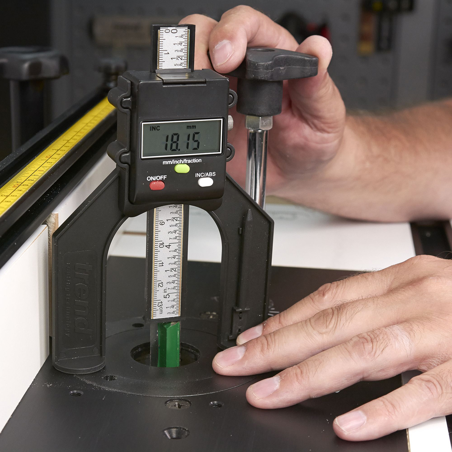 48692-trend-depthgauge2.jpg