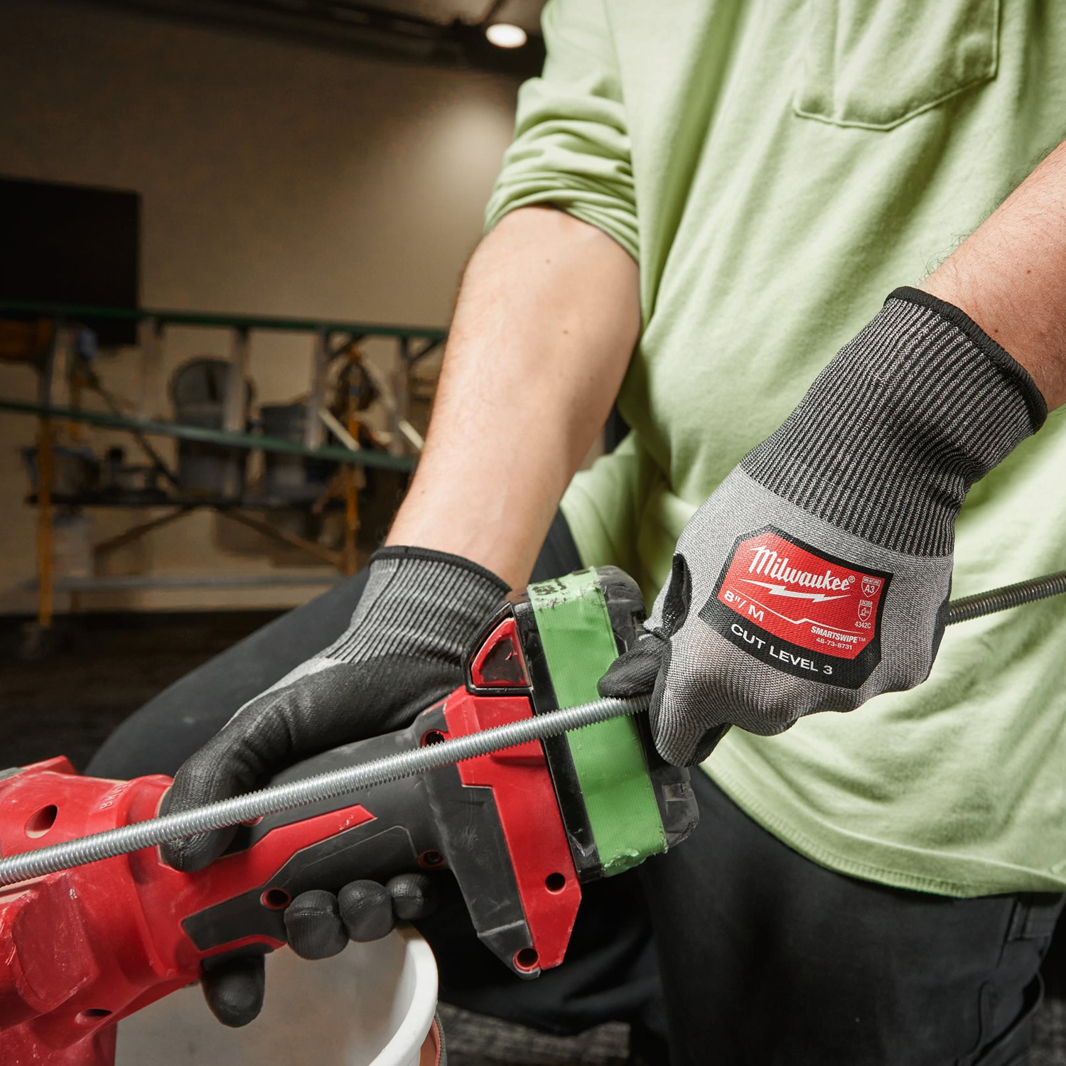 milwaukee-hi-dex-c-gloves3.jpg