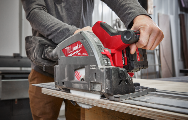 Milwaukee is Launching a New Cordless Dust Extractor